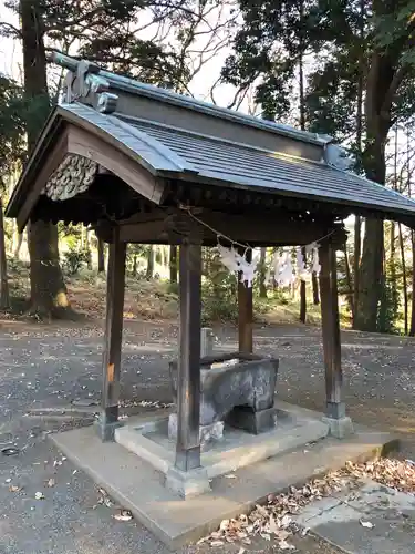 神明神社の手水舎