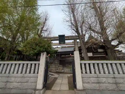 飛木稲荷神社の鳥居