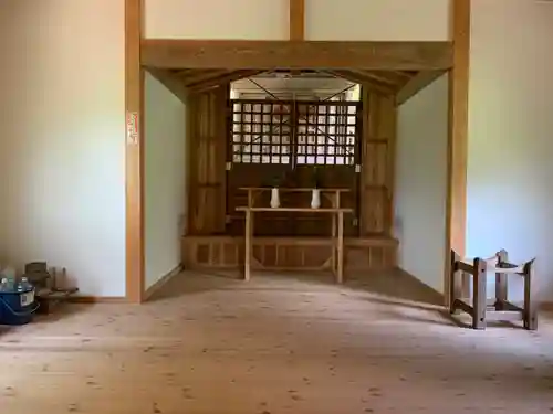 熊野神社の本殿・本堂