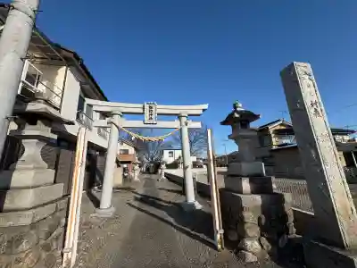 新町諏訪神社の{uncategorized: "未分類", other: "その他", undefined: "問題あり", building: "その他建物", grave: "お墓", sacred_gate: "鳥居", guardian: "狛犬", statue: "像", buddha: "仏像", history: "歴史", nature: "自然", garden: "庭園", animal: "動物", pagoda: "塔", temizu: "手水舎", mountain_gate: "山門・神門", sanctuary: "本殿・本堂", subordinate: "末社・摂社", art: "芸術", scenery: "景色", jizo: "地蔵", ema: "絵馬", goshuin: "御朱印", omikuji: "おみくじ", items: "授与品その他", amulet: "お守り", goshuincho: "御朱印帳", eats: "食事", festival: "お祭り", votive_dance: "神楽", shichigosan: "七五三参", wedding: "結婚式", experience: "体験その他", initially: "初詣", around: "周辺", anti_infection: "感染症対策"}