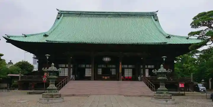 護国寺の本殿・本堂
