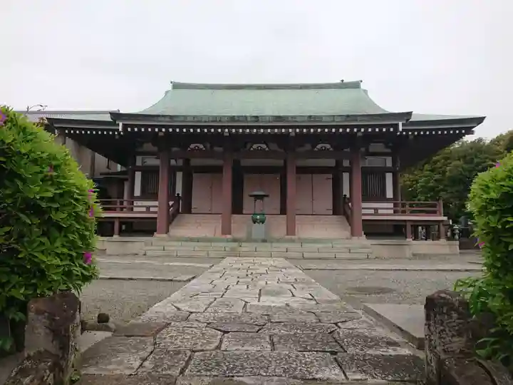 鶴林寺の本殿・本堂