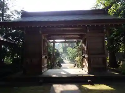 倭文神社の山門・神門