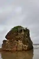 稲佐の浜 弁天島の景色