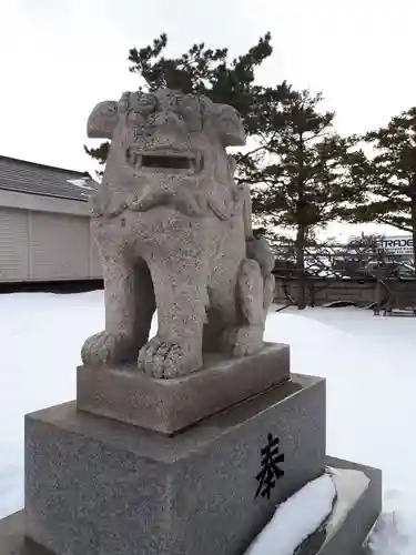 瑞穂神社の狛犬