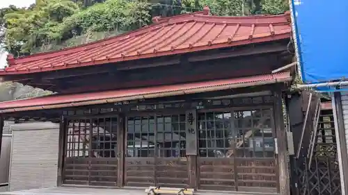 導地蔵尊（導地蔵堂）の本殿・本堂