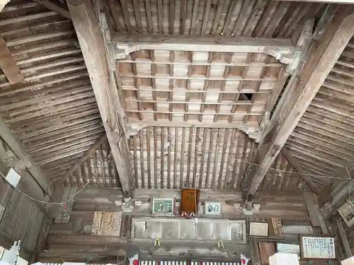 安岡八幡宮の建物その他