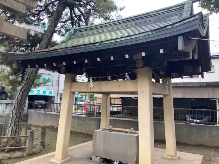 柴又八幡神社の手水舎