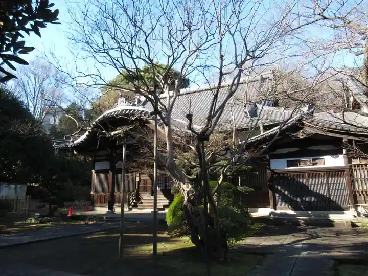 鳳生寺の本殿・本堂