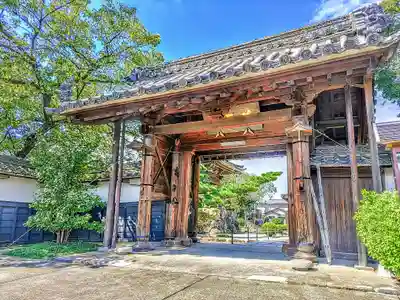 妙勝寺の山門・神門