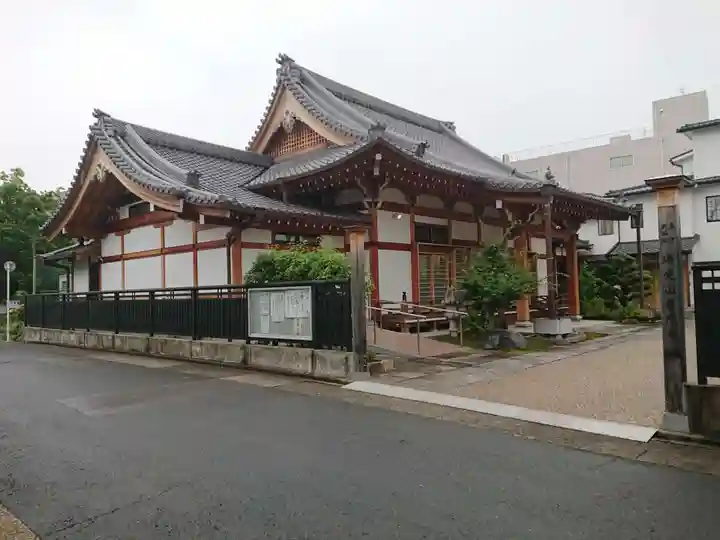 養照寺の本殿・本堂