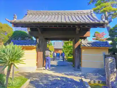 仁昌寺の山門・神門