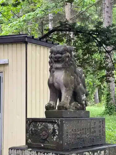 音江神社の狛犬