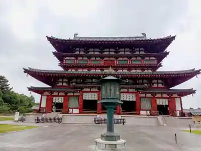 薬師寺の本殿・本堂