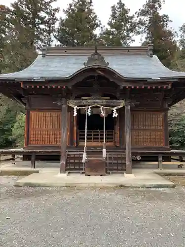 沼鉾神社の本殿