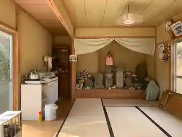 地蔵堂の本殿・本堂