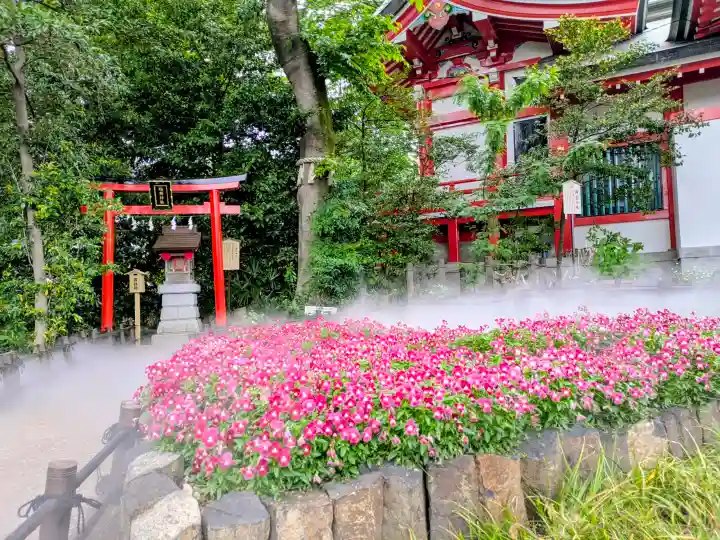 川越八幡宮の{uncategorized: "未分類", other: "その他", undefined: "問題あり", building: "その他建物", grave: "お墓", sacred_gate: "鳥居", guardian: "狛犬", statue: "像", buddha: "仏像", history: "歴史", nature: "自然", garden: "庭園", animal: "動物", pagoda: "塔", temizu: "手水舎", mountain_gate: "山門・神門", sanctuary: "本殿・本堂", subordinate: "末社・摂社", art: "芸術", scenery: "景色", jizo: "地蔵", ema: "絵馬", goshuin: "御朱印", omikuji: "おみくじ", items: "授与品その他", amulet: "お守り", goshuincho: "御朱印帳", eats: "食事", festival: "お祭り", votive_dance: "神楽", shichigosan: "七五三参", wedding: "結婚式", experience: "体験その他", initially: "初詣", around: "周辺", anti_infection: "感染症対策"}