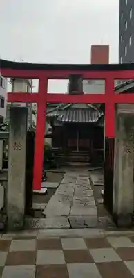 感應稲荷神社の鳥居