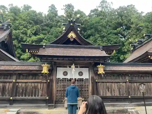 熊野大社の{uncategorized: "未分類", other: "その他", undefined: "問題あり", building: "その他建物", grave: "お墓", sacred_gate: "鳥居", guardian: "狛犬", statue: "像", buddha: "仏像", history: "歴史", nature: "自然", garden: "庭園", animal: "動物", pagoda: "塔", temizu: "手水舎", mountain_gate: "山門・神門", sanctuary: "本殿・本堂", subordinate: "末社・摂社", art: "芸術", scenery: "景色", jizo: "地蔵", ema: "絵馬", goshuin: "御朱印", omikuji: "おみくじ", items: "授与品その他", amulet: "お守り", goshuincho: "御朱印帳", eats: "食事", festival: "お祭り", votive_dance: "神楽", shichigosan: "七五三参", wedding: "結婚式", experience: "体験その他", initially: "初詣", around: "周辺", anti_infection: "感染症対策"}