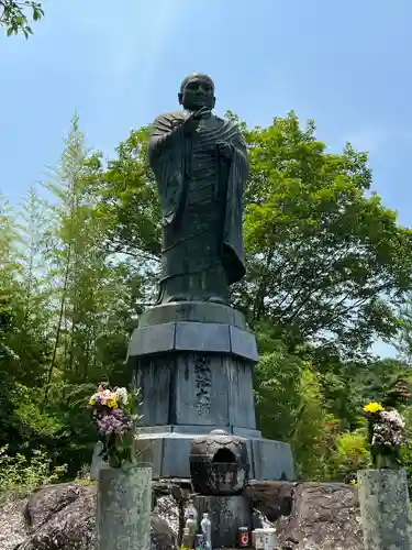 神野寺の像