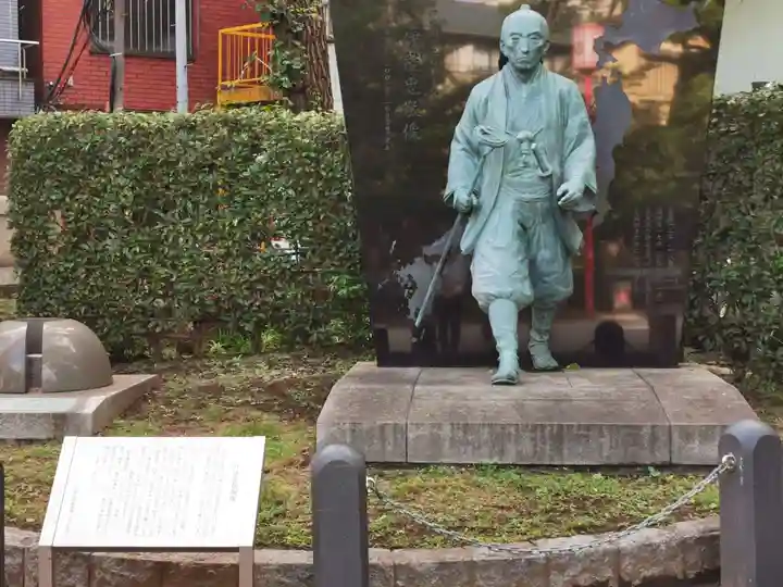 富岡八幡宮の像