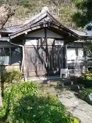 別願寺の本殿