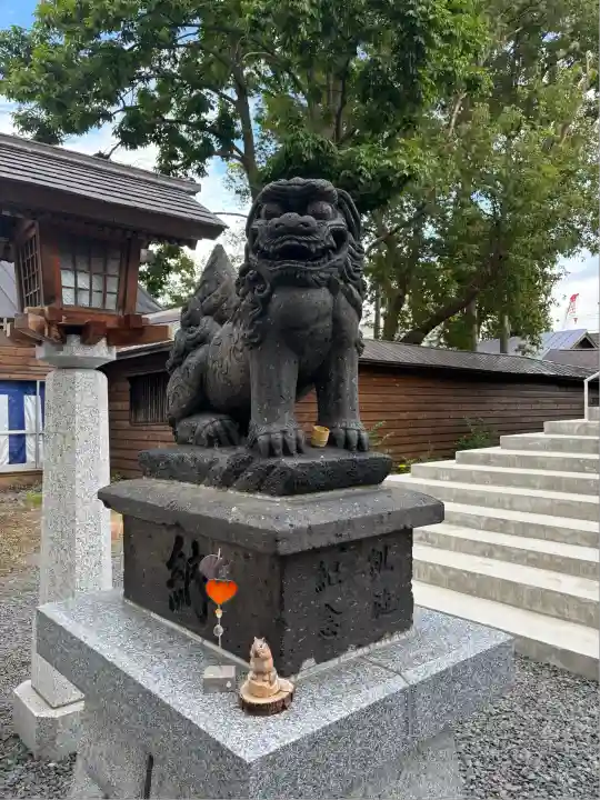 札幌諏訪神社の狛犬