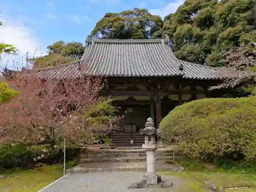 長岳寺の本殿