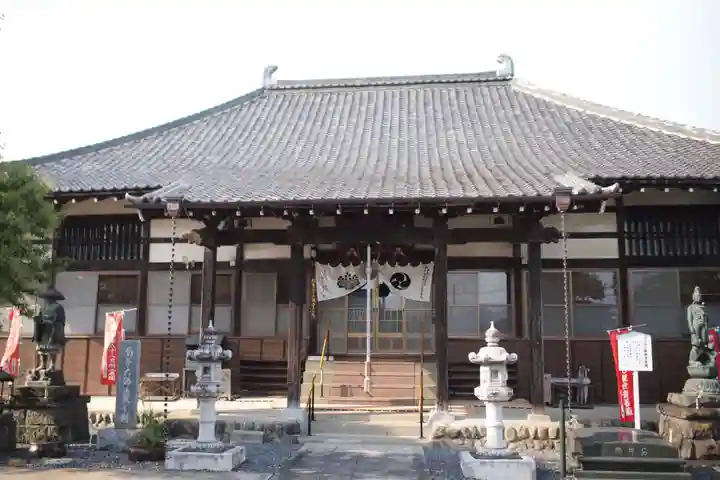 長善寺の本殿・本堂