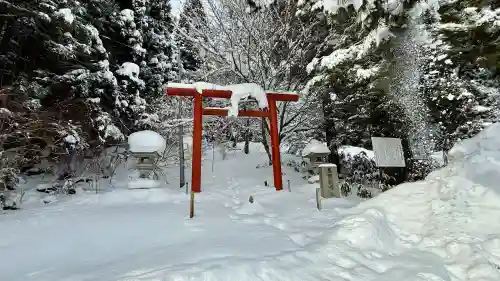馬頭観音の{uncategorized: "未分類", other: "その他", undefined: "問題あり", building: "その他建物", grave: "お墓", sacred_gate: "鳥居", guardian: "狛犬", statue: "像", buddha: "仏像", history: "歴史", nature: "自然", garden: "庭園", animal: "動物", pagoda: "塔", temizu: "手水舎", mountain_gate: "山門・神門", sanctuary: "本殿・本堂", subordinate: "末社・摂社", art: "芸術", scenery: "景色", jizo: "地蔵", ema: "絵馬", goshuin: "御朱印", omikuji: "おみくじ", items: "授与品その他", amulet: "お守り", goshuincho: "御朱印帳", eats: "食事", festival: "お祭り", votive_dance: "神楽", shichigosan: "七五三参", wedding: "結婚式", experience: "体験その他", initially: "初詣", around: "周辺", anti_infection: "感染症対策"}