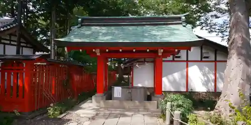 生島足島神社の手水舎