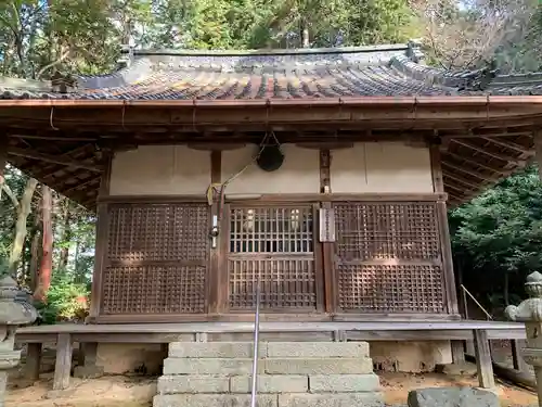 胡宮神社（敏満寺史跡）の末社