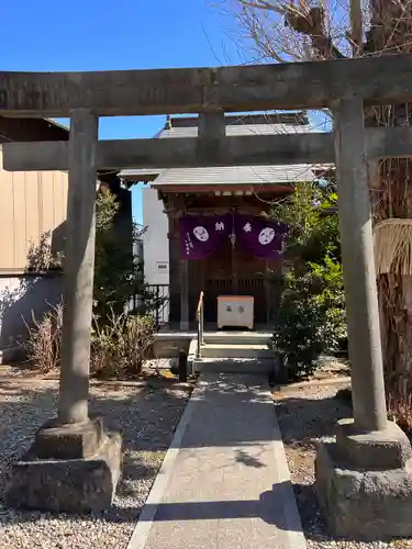 筑土八幡神社の鳥居