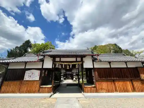相賀八幡神社の{uncategorized: "未分類", other: "その他", undefined: "問題あり", building: "その他建物", grave: "お墓", sacred_gate: "鳥居", guardian: "狛犬", statue: "像", buddha: "仏像", history: "歴史", nature: "自然", garden: "庭園", animal: "動物", pagoda: "塔", temizu: "手水舎", mountain_gate: "山門・神門", sanctuary: "本殿・本堂", subordinate: "末社・摂社", art: "芸術", scenery: "景色", jizo: "地蔵", ema: "絵馬", goshuin: "御朱印", omikuji: "おみくじ", items: "授与品その他", amulet: "お守り", goshuincho: "御朱印帳", eats: "食事", festival: "お祭り", votive_dance: "神楽", shichigosan: "七五三参", wedding: "結婚式", experience: "体験その他", initially: "初詣", around: "周辺", anti_infection: "感染症対策"}