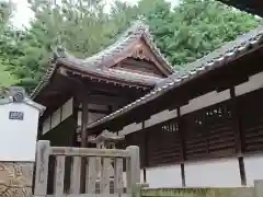 八柱神社の本殿