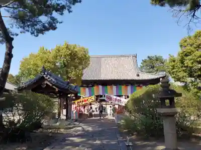 鶴林寺の本殿・本堂