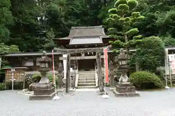 烏帽子形八幡神社の本殿・本堂