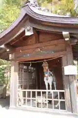 穂高神社本宮の像