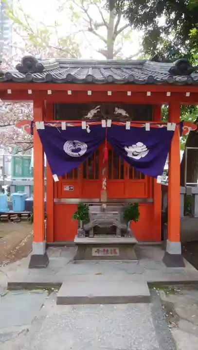 千種稲荷神社の本殿・本堂