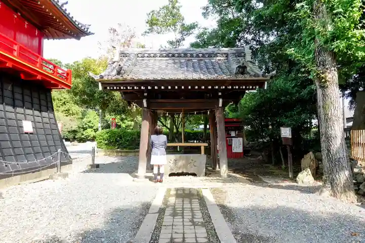 牟呂八幡宮の手水舎