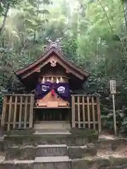 八重垣神社の末社