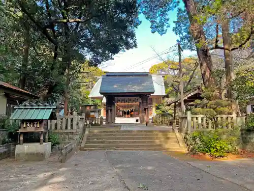 鎌田神明宮の山門・神門