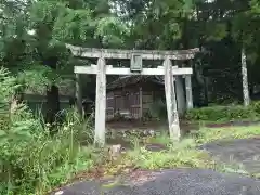 東堂神社の鳥居