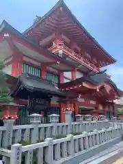 射楯兵主神社の山門