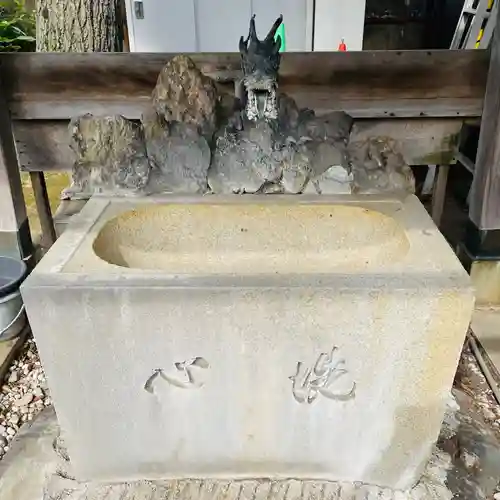 須賀神社の手水舎