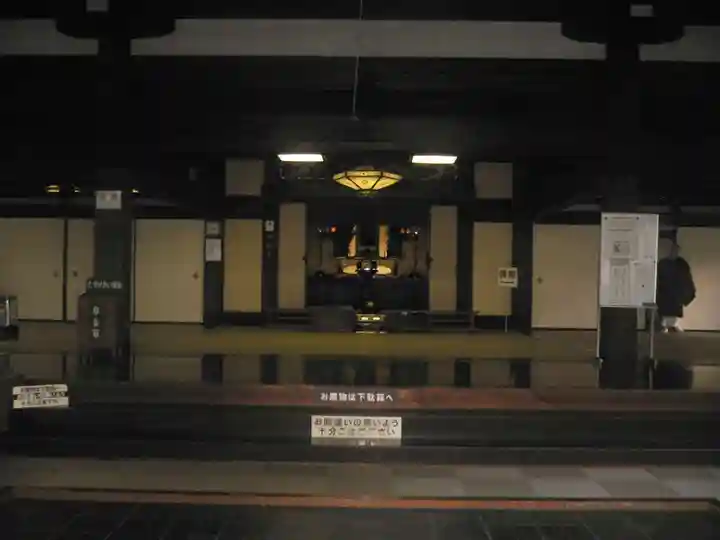 大谷本廟の本殿・本堂