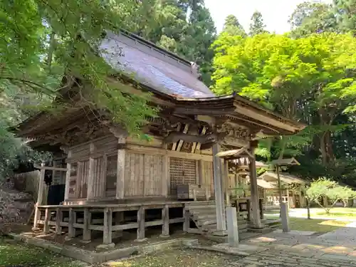 配志和神社の本殿