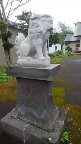 飯生神社の狛犬