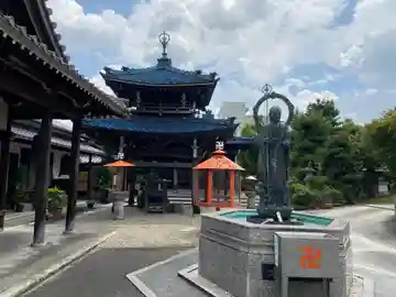 泉龍寺の本殿・本堂