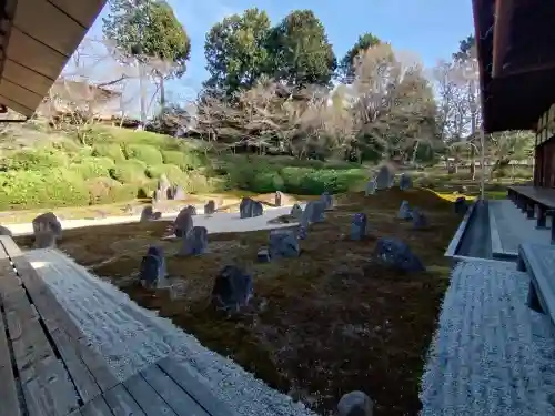 光明院（光明禅院）の{uncategorized: "未分類", other: "その他", undefined: "問題あり", building: "その他建物", grave: "お墓", sacred_gate: "鳥居", guardian: "狛犬", statue: "像", buddha: "仏像", history: "歴史", nature: "自然", garden: "庭園", animal: "動物", pagoda: "塔", temizu: "手水舎", mountain_gate: "山門・神門", sanctuary: "本殿・本堂", subordinate: "末社・摂社", art: "芸術", scenery: "景色", jizo: "地蔵", ema: "絵馬", goshuin: "御朱印", omikuji: "おみくじ", items: "授与品その他", amulet: "お守り", goshuincho: "御朱印帳", eats: "食事", festival: "お祭り", votive_dance: "神楽", shichigosan: "七五三参", wedding: "結婚式", experience: "体験その他", initially: "初詣", around: "周辺", anti_infection: "感染症対策"}